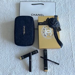 Chanel A Sight to See Holiday Eye Makeup Set